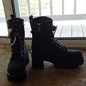 Women's Black Lace-Up Boots